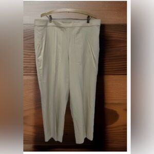 St. John pants size 16 cream color